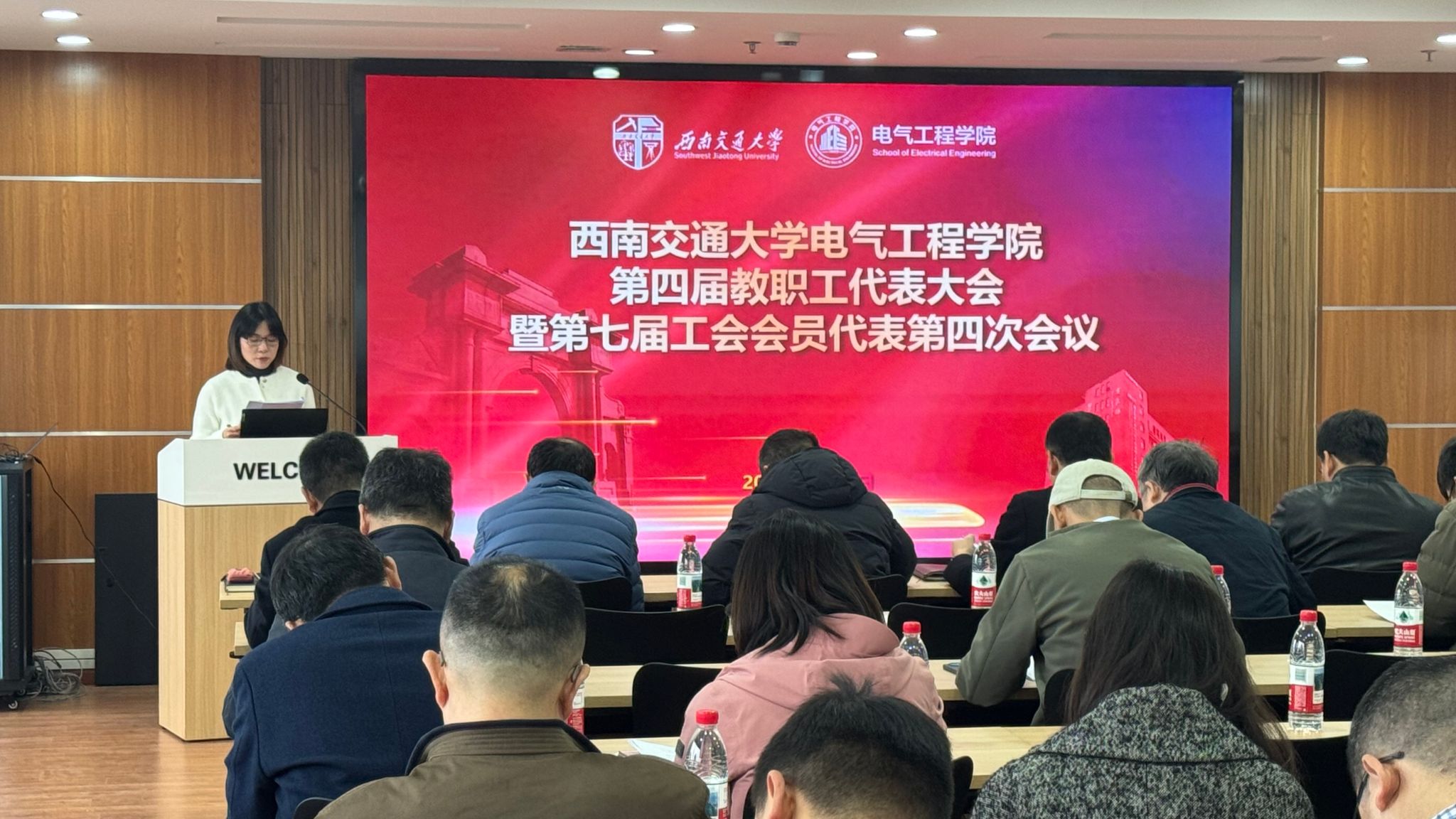 e98a7ac0d6475dedd0e18e5f81dcdd11